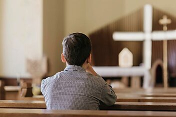Священник научил, чем заманить подростка в церковь, если он сопротивляется и кричит