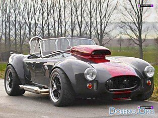 Легендарный спорткар Shelby Cobra Super Snake 1965 года выпуска