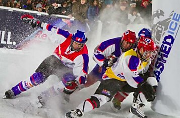 Red Bull Crashed Ice 2010 (27 фотографий)