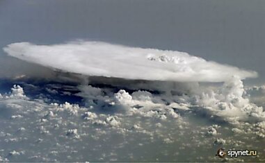 Облака из космоса (25 фото)