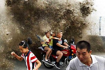 Разрушительная волна в Китае