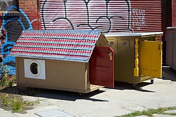 Домики для бездомных - проект Григория Клоэна
