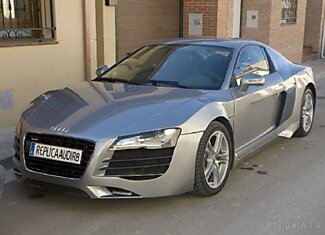 Мечтаешь об Audi R8 (16 фотографий)