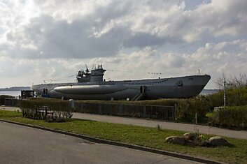 Немецкая подводная лодка — U995