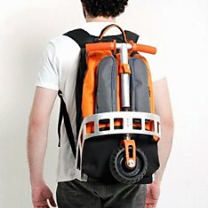 Бразильский дизайнер создал рюкзак-скутер