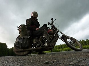 Иностранец решил прокатиться по России на своем мотоцикле