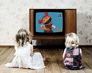 Каждый час у телевизора лишает ребенка сна на семь минут