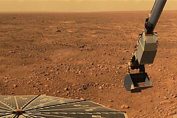 Над поверхностью Марса есть водяной пар