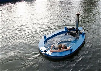 Лодка-бассейн