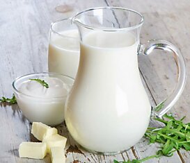 Употребление молока женщинами помогает при остеоартрите колена