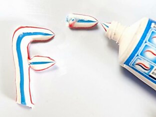 Из чего состоит ваша зубная паста  — информация к размышлению