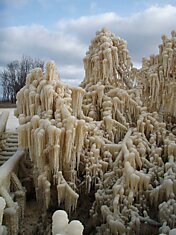 После зимнего шторма (8 фотографий)