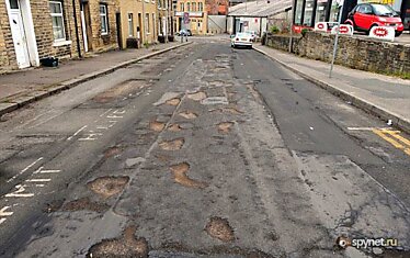 Самая плохая дорога Британии ( 2 фото)