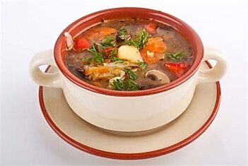 Суп из кабачков со свежими грибами.