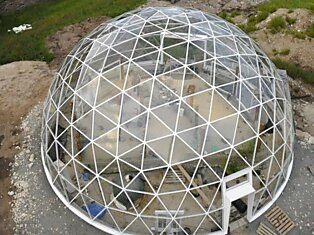 Эко-дом с прозрачным куполом