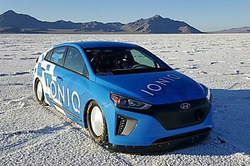 Hyundai Ioniq стал самым быстрым гибридом в мире