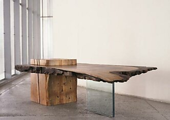 Удивительные деревянные столы