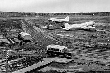 История аэропорта Толмачево (Новосибирск) (29 фото+текст)