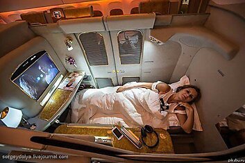 Полет первым классом авиакомпании Emirates...