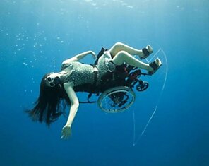 Дайвинг в самоходном подводном инвалидном кресле: неограниченные возможности общения с природой