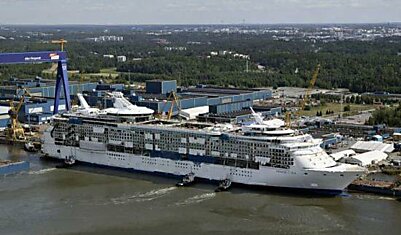 Корабль наывается Freedom of the Seas. Цена постройки 1 миллиард