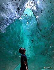 Пещеры в ледниках