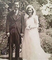 Они прожили вместе 75 лет и умерли в объятиях друг друга. Невероятная история любви!