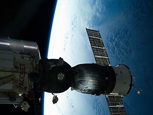 «Роскосмос» собирается создать лунную посещаемую орбитальную станцию на базе модуля для МКС