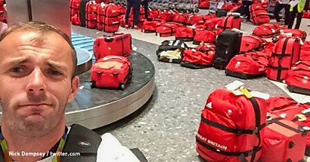 Британские спортсмены радовались одинаковым чемоданам, пока не оказались в аэропорту