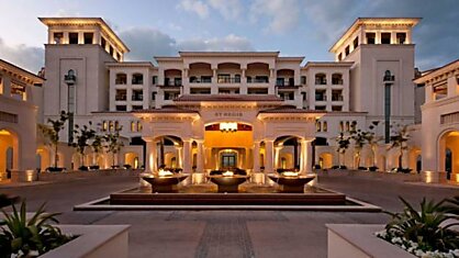 St. Regis Saadiyat Island Resort Abu Dhabi в Объединенных Арабских Эмиратах представляет крупнейший номер в отеле