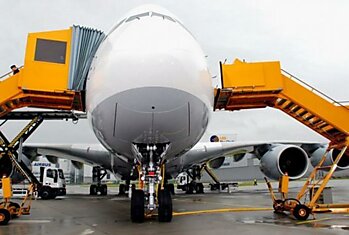 Airbus A380 - самый большой пассажирский самолет мира