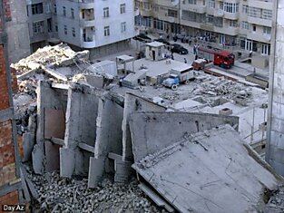 В Азербайджане обрушился дом