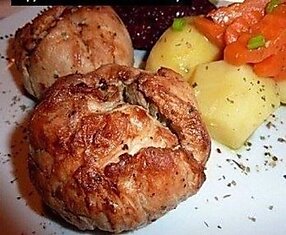 Курица с грибами или куриные бомбочки