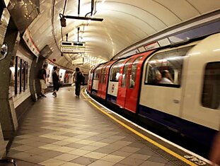 Технология «Инвертор» : эффективное использование энергии торможения поездов Лондонского метро