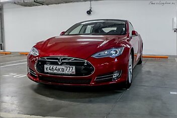 Tesla Model S: близкое знакомство