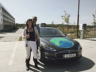 Вокруг света за 80 дней на Tesla