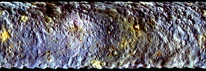 Зонд Dawn прислал цветные снимки карликовой планеты Цереры