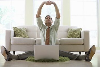 Как эффективно работать из дома: 5 правил