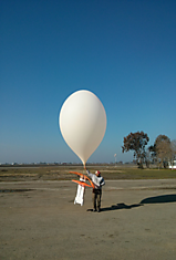 Интернет-катапульта: Google автоматизирует запуск воздушных интернет-шаров Project Loon