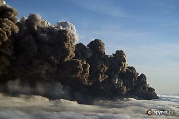 Вулкан парализовал воздушное сообщение Европы (10 фото)