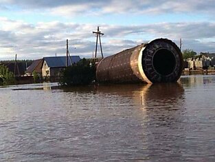 Наводнение в Алтае принесло в поселок балистическую ракету